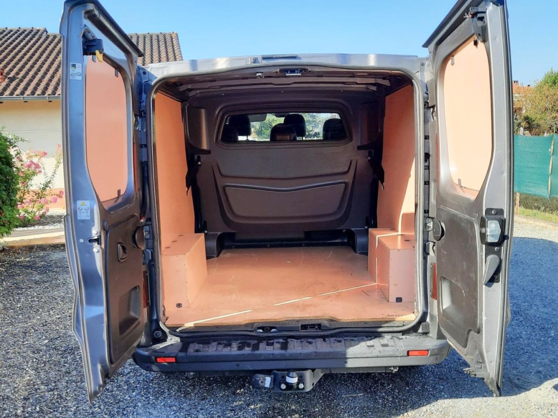 Location en LLD d'un fourgon double cabine Fiat Talento pour un fabricant de meubles à Sarlat-la-Canéda, en Dordogne (24) 8